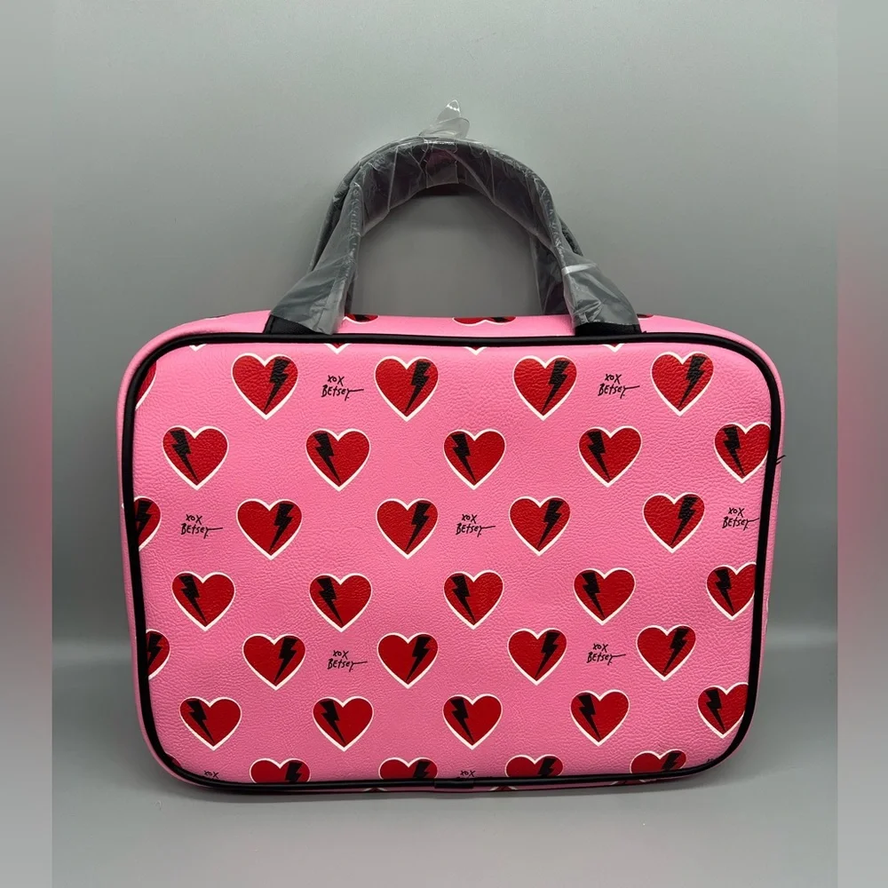 Betsey Johnson weekender cosmetics bag